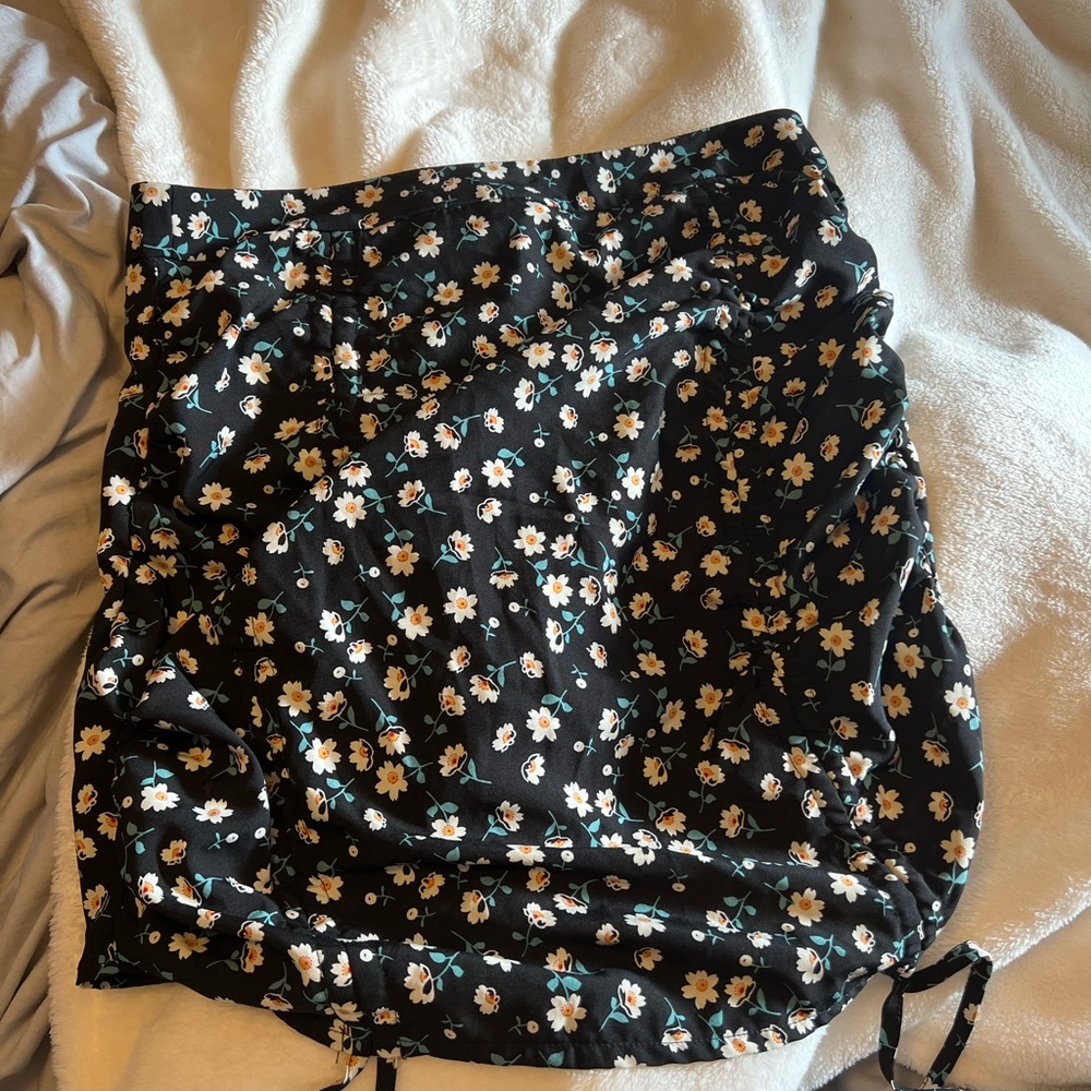 floral skirt